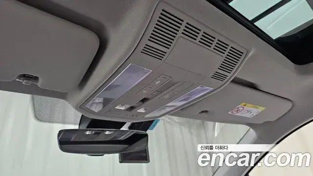 Volkswagen Touareg 2025 — Şəkil 14/23
