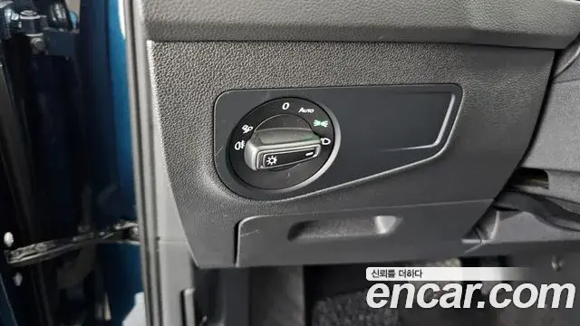 Volkswagen Tiguan 2021 — Şəkil 11/32