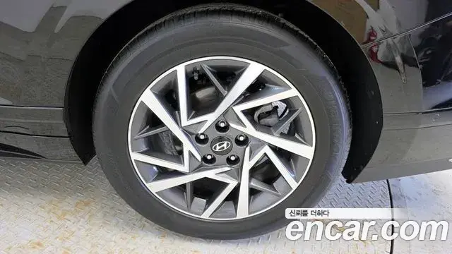 Hyundai Grandeur Hybrid 2024 — Photo 3/31