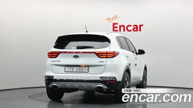 Kia Sportage The Bold 2019 — Фото 3/20