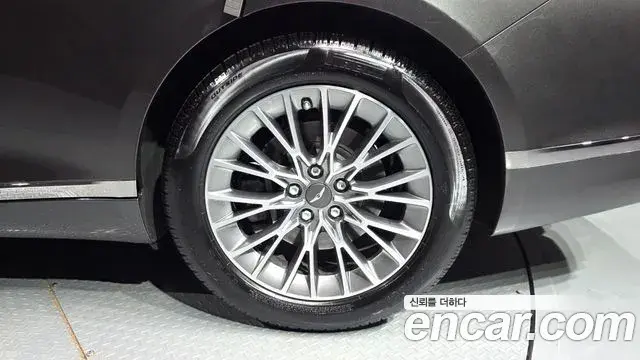 Genesis G80 2022 — Şəkil 31/39