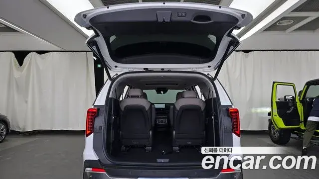 Kia Carnival 2025 — Photo 26/33
