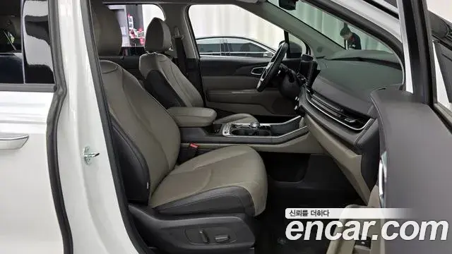 Kia Carnival 2025 — Photo 33/33