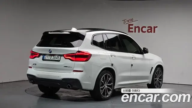BMW X3 2021 — Şəkil 15/33