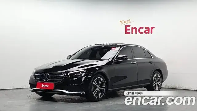 Mercedes-Benz E-Class 2021 — ფოტო 2/20