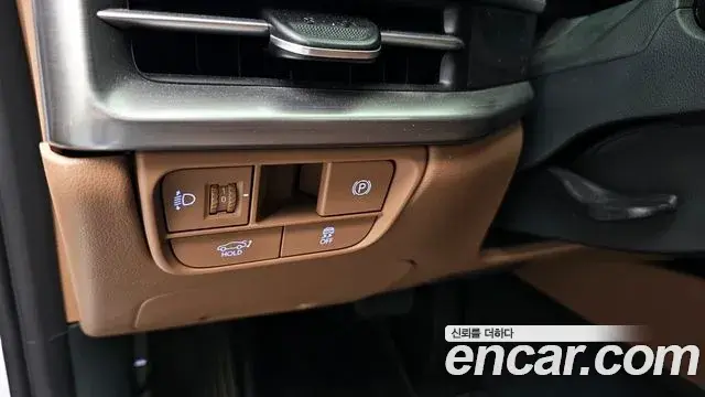 Hyundai Grandeur Hybrid 2024 — Photo 28/31