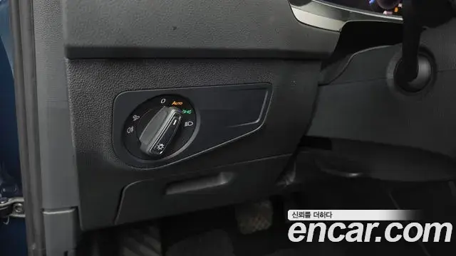 Volkswagen Tiguan 2021 — Photo 4/30