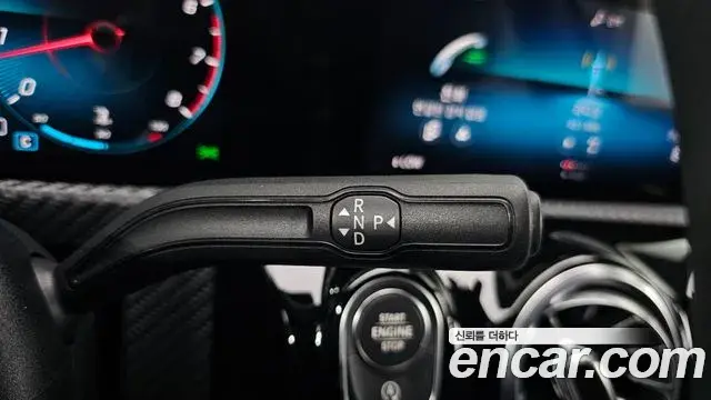 Mercedes-Benz A-Class 2020 — Şəkil 20/31