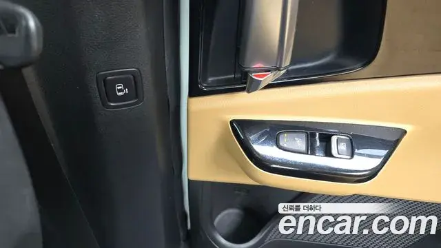 Kia Carnival 2020 — Şəkil 9/20
