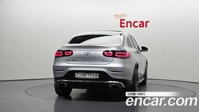 Mercedes-Benz GLC-Class 2020 — Şəkil 20/32