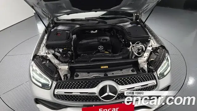 Mercedes-Benz GLC-Class 2020 — Şəkil 12/32