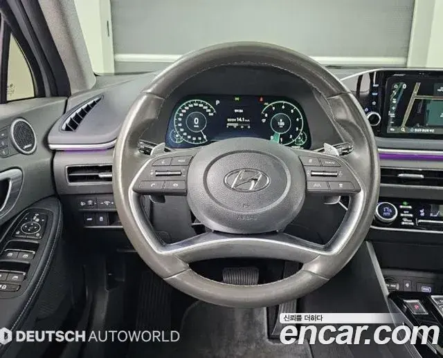 Hyundai Sonata Hybrid 2023 — ფოტო 16/20