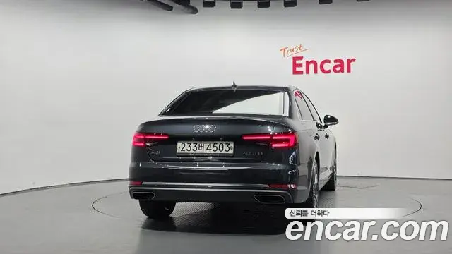 Audi A4 2019 — Photo 4/20