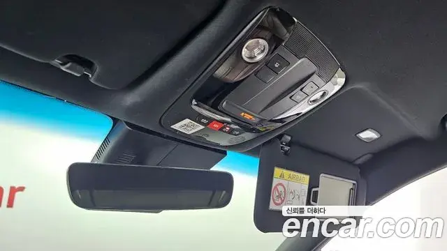 Kia K8 2022 — Şəkil 21/32