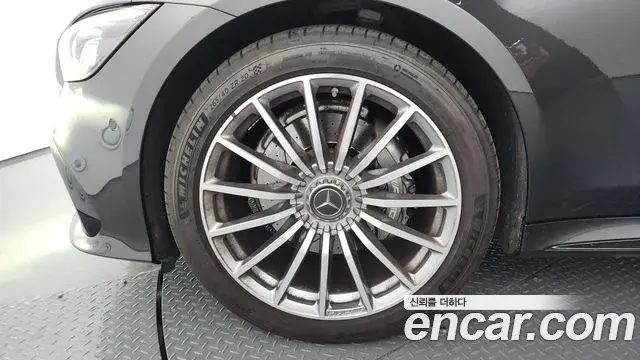 Mercedes-Benz AMG GT 2021 — ფოტო 18/35