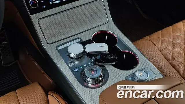 Genesis GV80 2024 — ფოტო 18/36