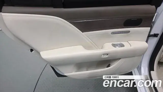 Genesis G90 2022 — ფოტო 21/37