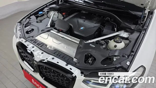 BMW X4 2025 — ფოტო 23/31