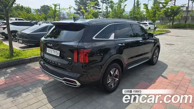 Kia Sorento 2022 — Фото 5/20