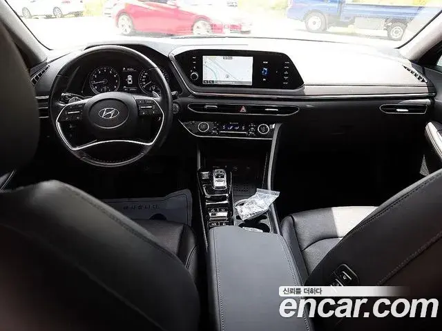 Hyundai Sonata Hybrid 2022 — Şəkil 19/20