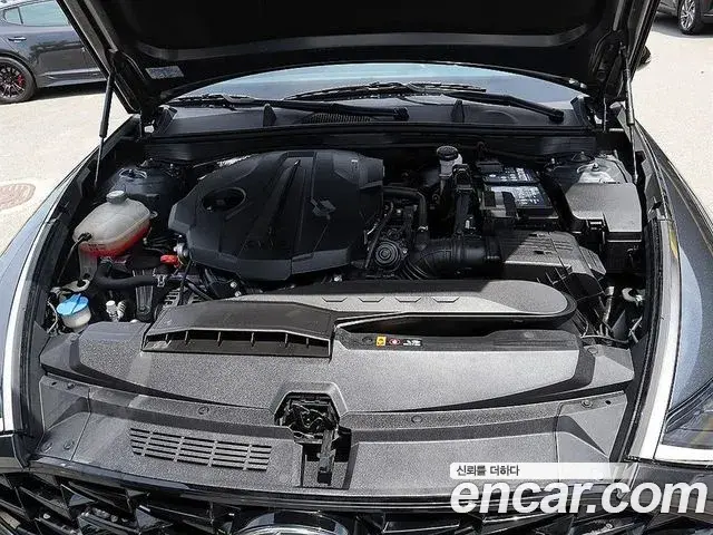 Hyundai Sonata Hybrid 2022 — Şəkil 10/20