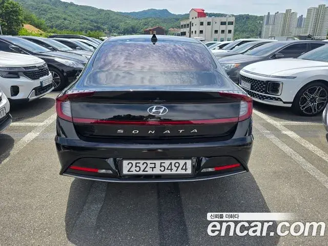 Hyundai Sonata 2019 — Фото 5/20