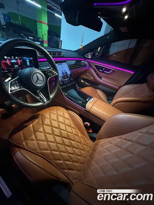 Mercedes-Benz S-Class 2023 — Photo 11/13