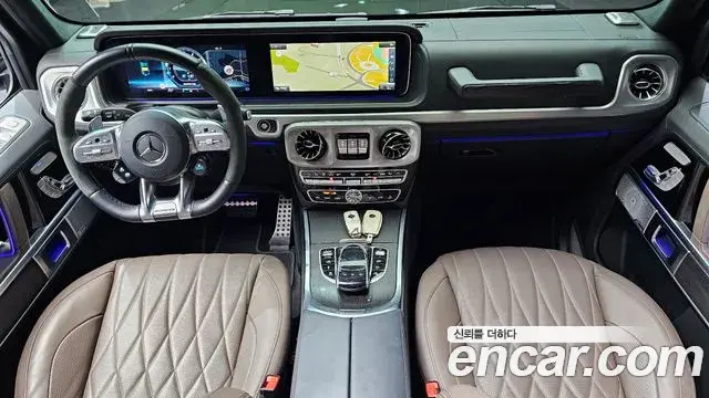 Mercedes-Benz G-Class 2023 — Photo 7/32
