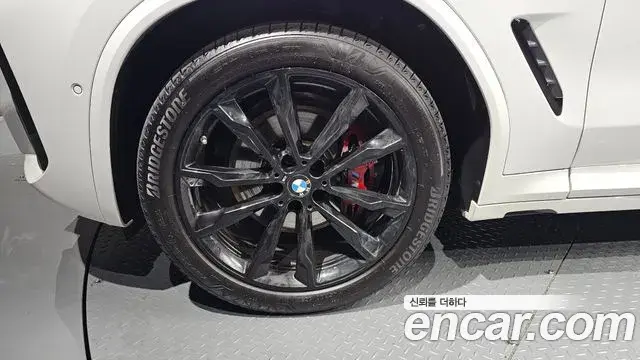 BMW X4 2025 — Фото 4/20