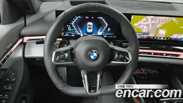 BMW 5 Series 2025 — Фото 12/20