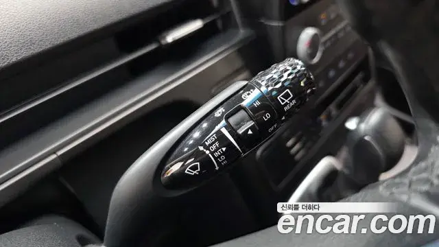 Hyundai Staria 2023 — Photo 20/30