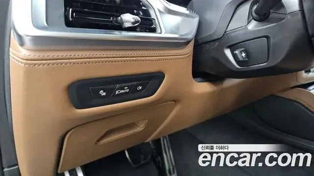 BMW X5M 2025 — ფოტო 22/32