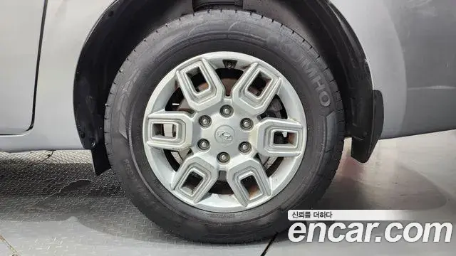 Hyundai Staria 2022 — Şəkil 24/31