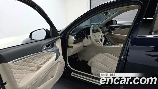 Genesis G70 2019 — ფოტო 20/39