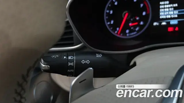 Genesis G70 2019 — ფოტო 7/39