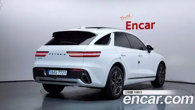 Genesis GV70 2021 — Photo 14/20