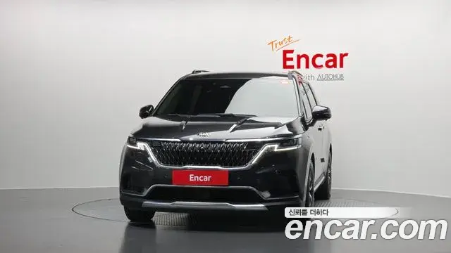 Kia Carnival 2021 — ფოტო 3/20