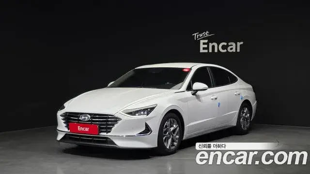 Hyundai Sonata 2021 — Фото 1/20