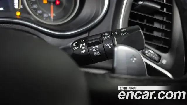 Jeep Cherokee 2019 — Şəkil 6/36