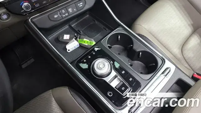 Kia Carnival 2024 — Şəkil 11/36