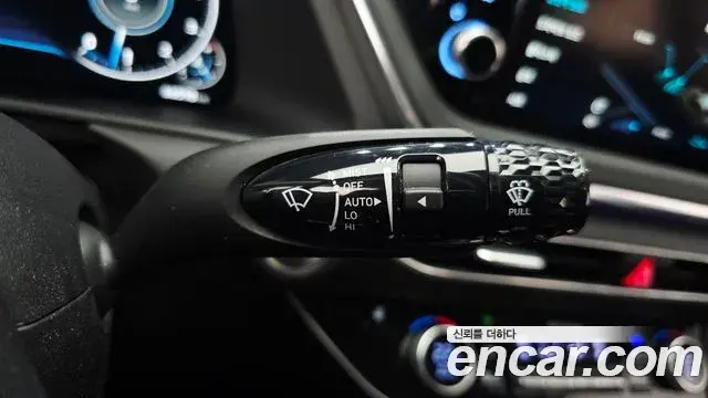 Hyundai Sonata Hybrid 2021 — Şəkil 9/30