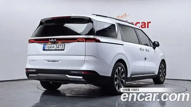 Kia Carnival 2022 — Фото 2/20