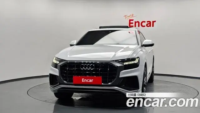 Audi Q8 2021 — ფოტო 17/20