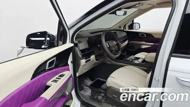Kia Carnival 2025 — Photo 40/48