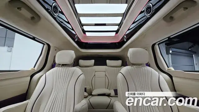 Kia Carnival 2025 — Photo 12/48