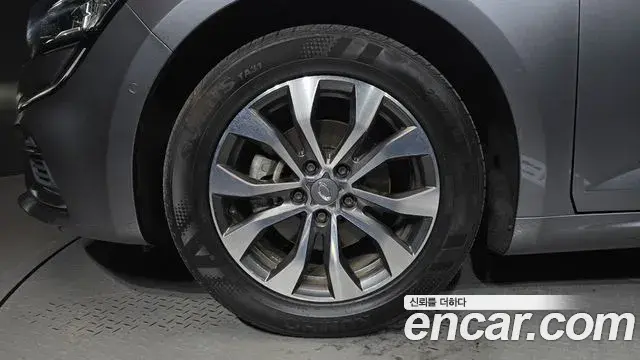 Renault Samsung SM6 2023 — ფოტო 5/20