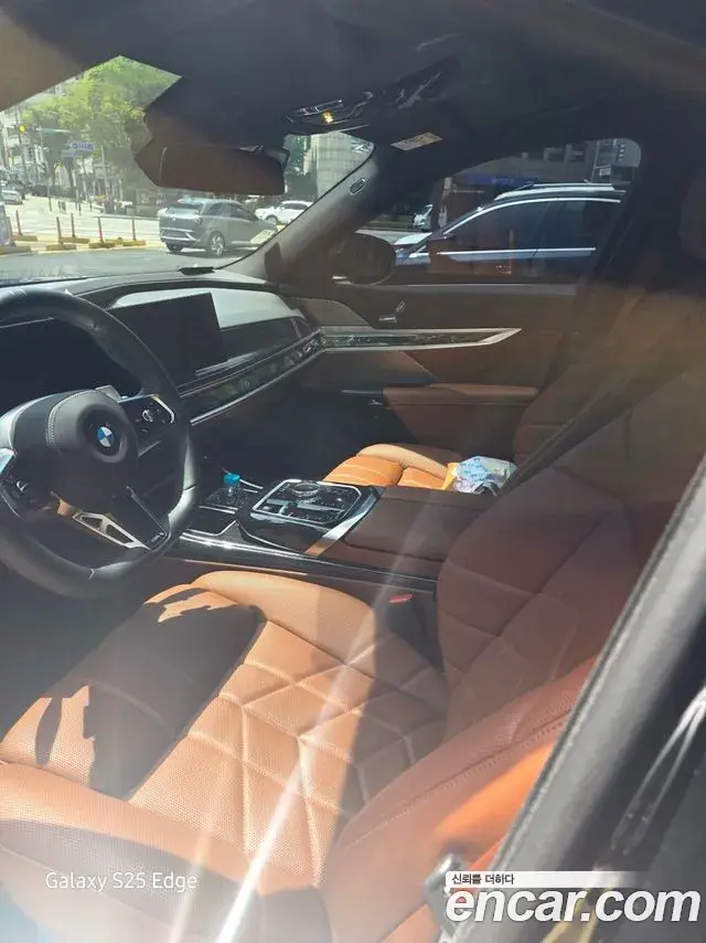 BMW 7 Series 2025 — ფოტო 6/6