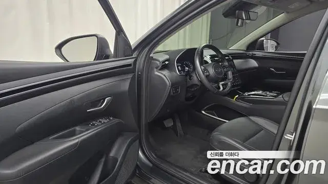 Hyundai Tucson Hybrid 2022 — ფოტო 17/20