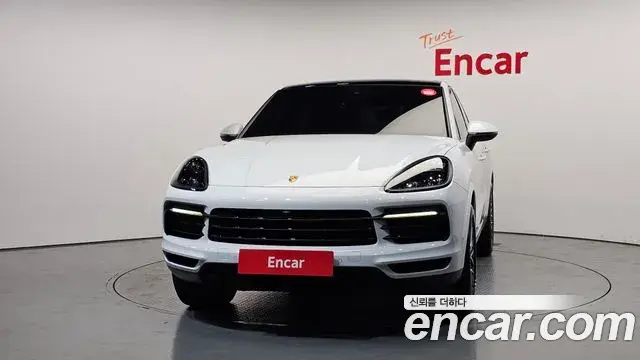 Porsche Cayenne 2020 — Фото 3/20