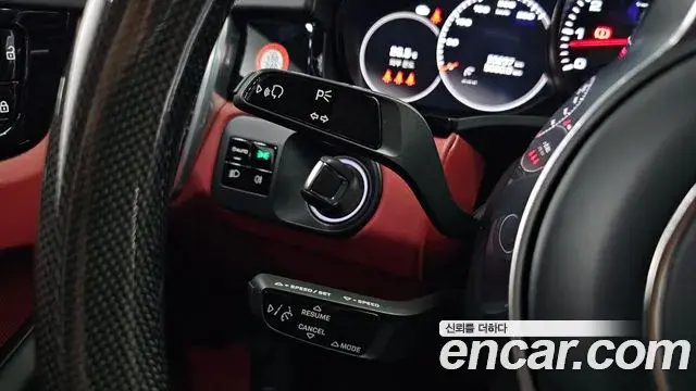 Porsche Cayenne 2020 — Şəkil 18/37
